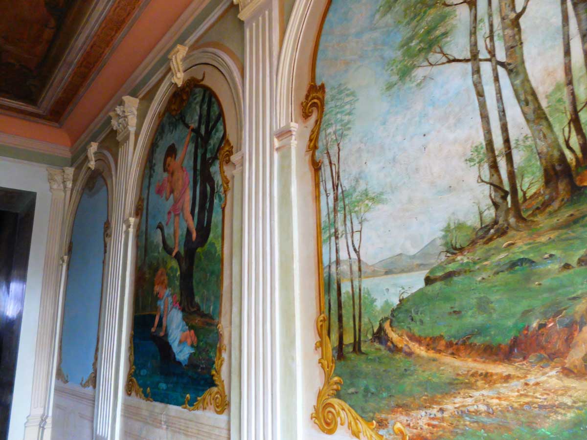 Vastu-Based Wall Art and Paintings